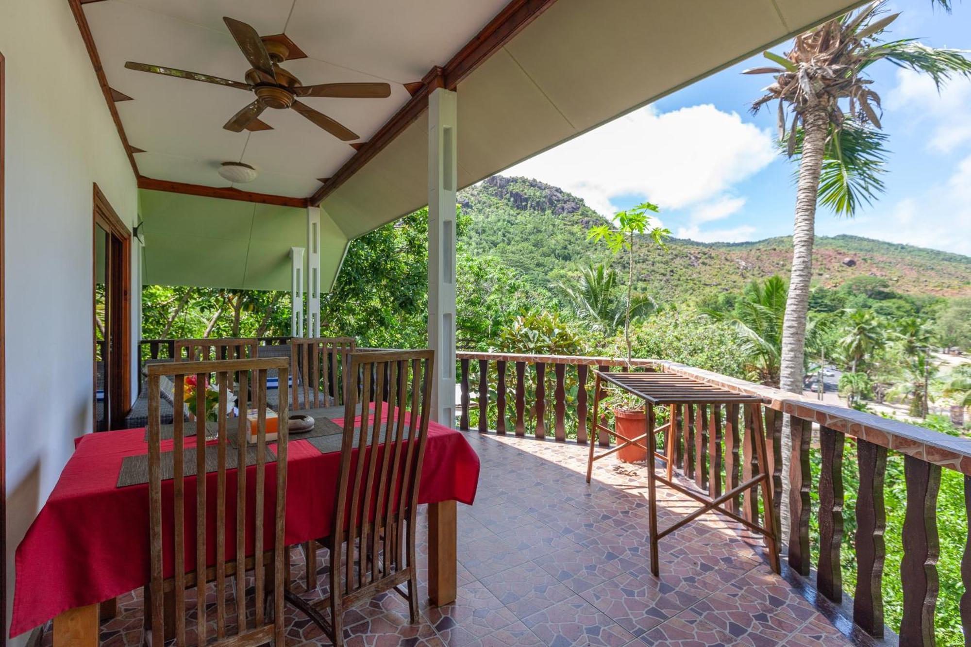 Sea View Lodge Baie Sainte Anne Kültér fotó