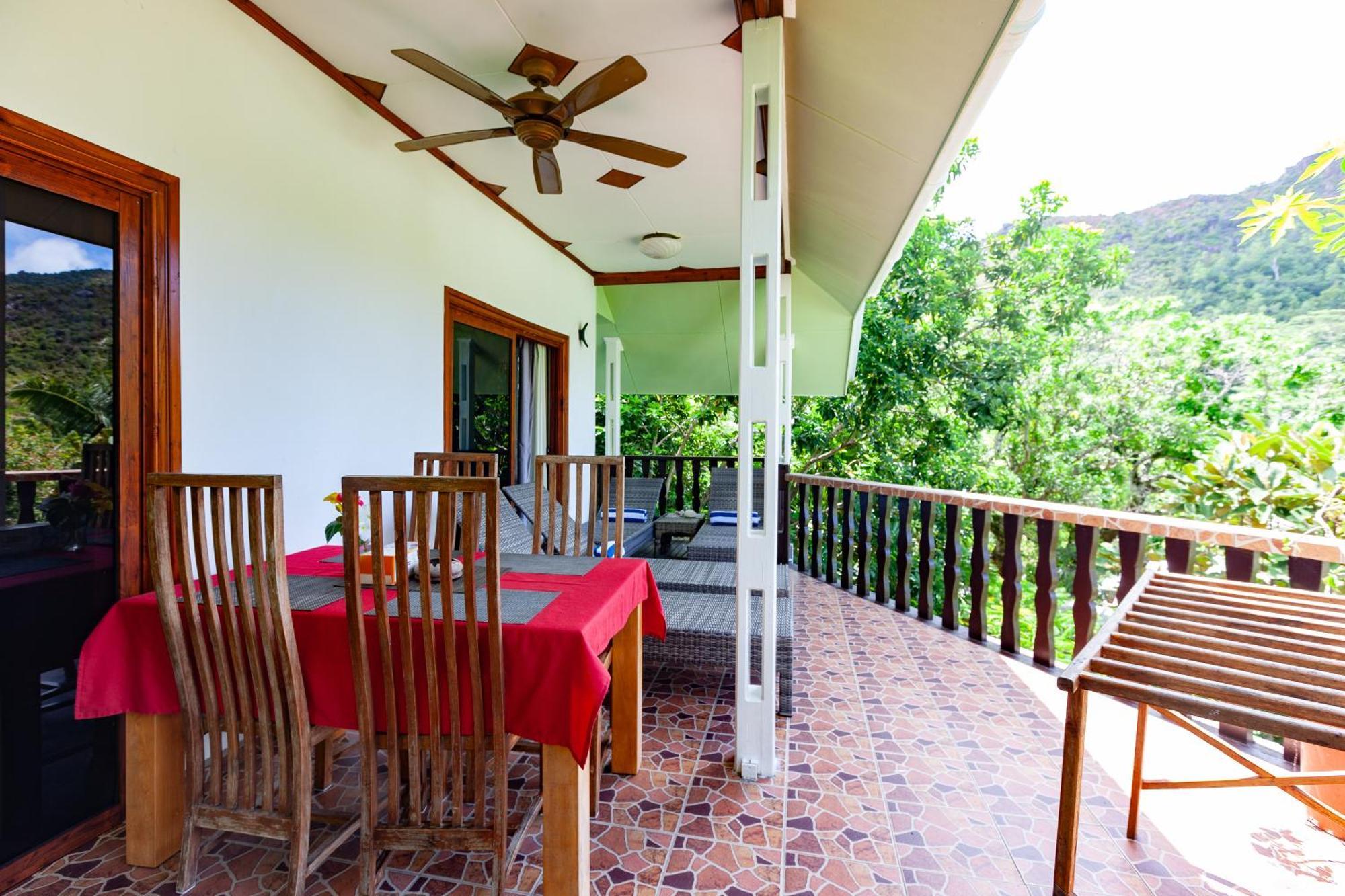 Sea View Lodge Baie Sainte Anne Kültér fotó