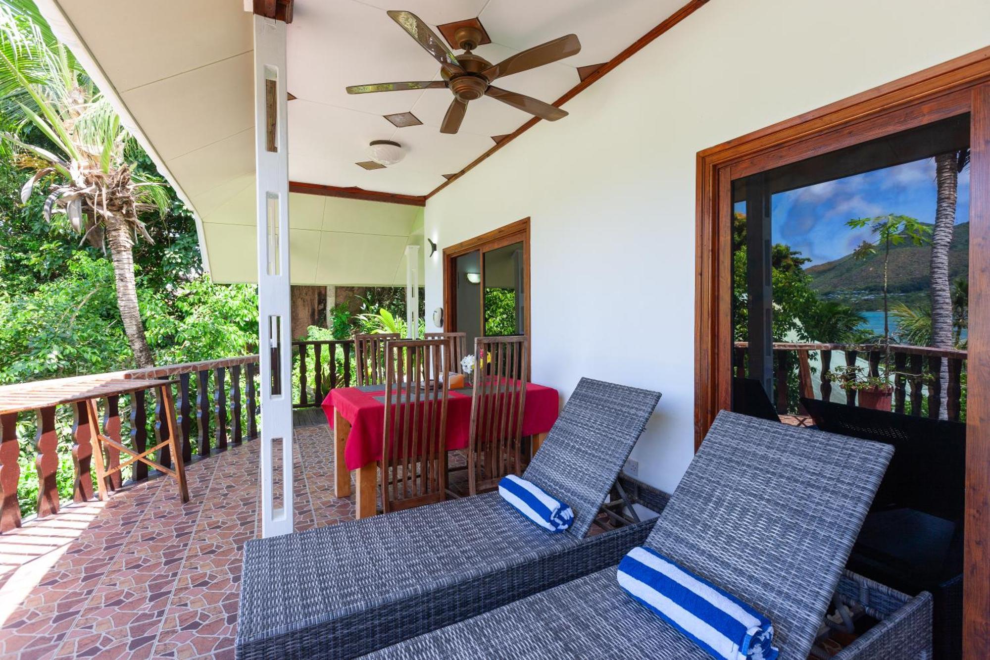 Sea View Lodge Baie Sainte Anne Kültér fotó